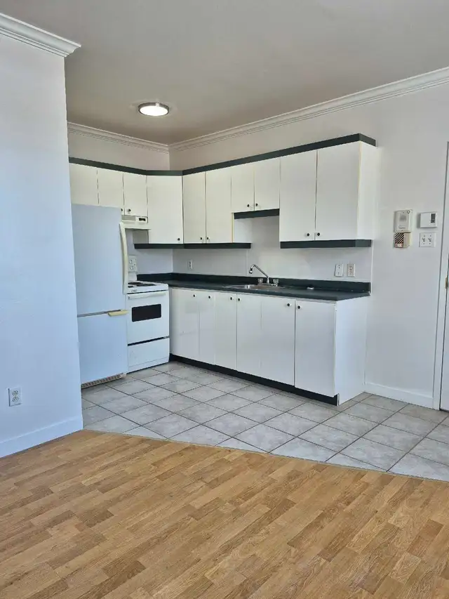 3 1/2 à louer,  Pointe-aux-Trembles, LIBRE IMMÉDIATEMENT!