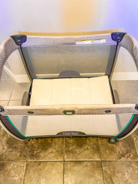 Graco Pack and Play Playpen. Windermere Pickup