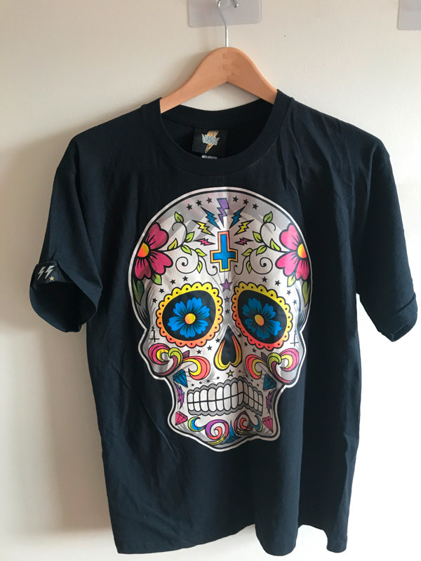 Mens Mexican Skull T-shirt M-L in Men's in Calgary - Image 2