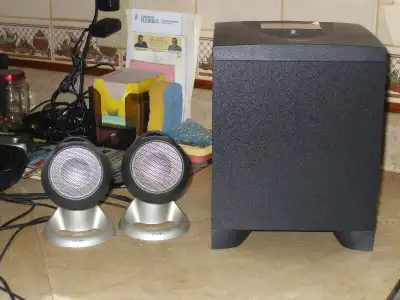 Hauts-parleurs LABTEC, View more