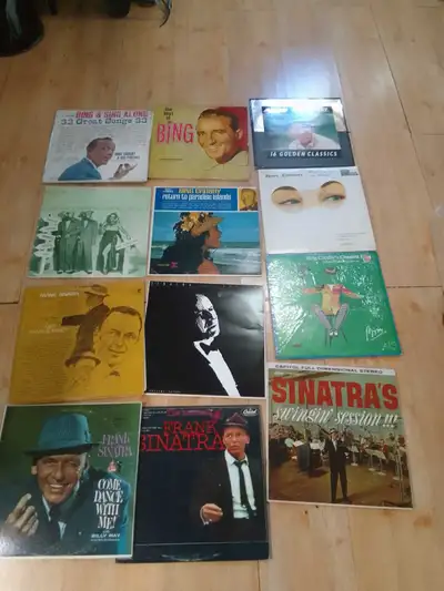 bing crosby et frank sinatra 1 lot de 12, View more