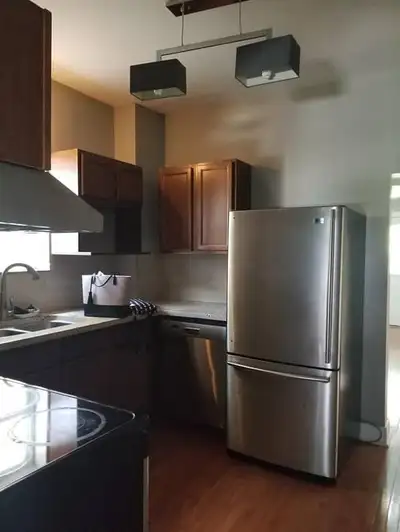 room for rent (females only)