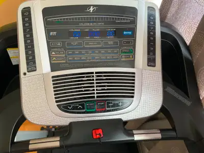 Treadmill for sale. Pick up only. Contact 416 832 3431