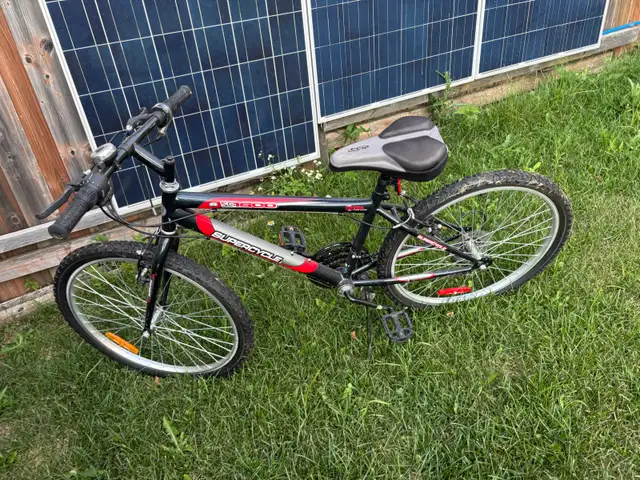 lightly used bike. just used few times in Road in London - Image 2