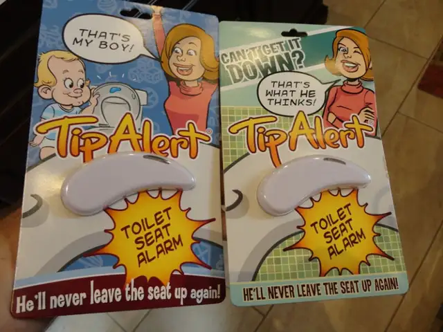 Tip Alert Toilet Seat Alarms - One for the Males & One for Tots in Bathwares in Kitchener / Waterloo - Image 2