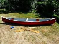 Fully reconditioned 16' Canoe