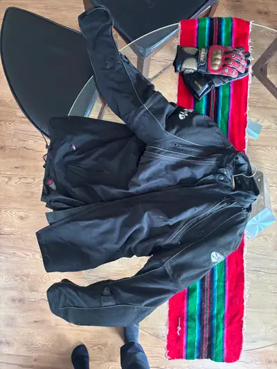 Listing the rocket jacket. Second owner. Used for about a season and then had stored in heated house...