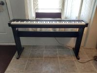 Piano. Clavier de 88 notes.  Marque Casio. Modèle CDP-S100