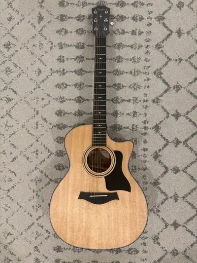 Taylor 314ce – 2022 – Mint – USA – w/ Case, View more