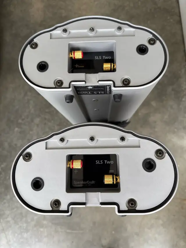 Speaker Craft SLS Two speakers in Speakers in Delta/Surrey/Langley - Image 3