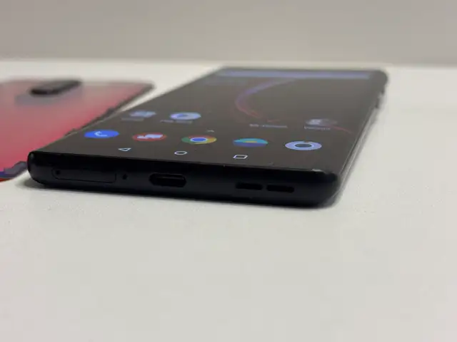 One plus 8 5G 128GB522607937287639041