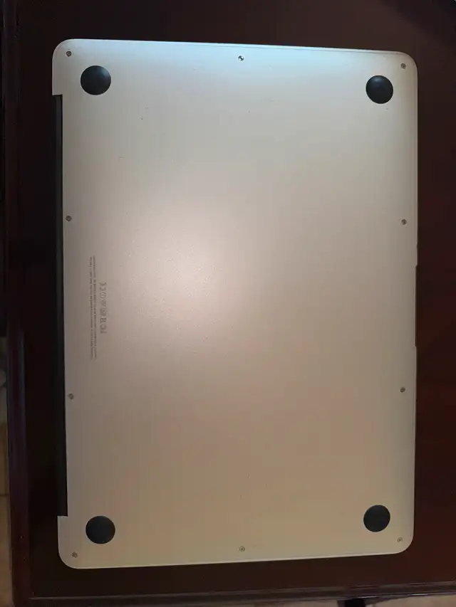 2015 MacBook Air 13-Inch63351296250753122