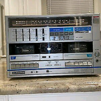 Emerson MC1434 AM/FM Stereo Turntable Duel Cassette Radio