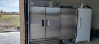 COMMERCIAL RESTAURANT FREEZER