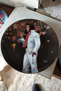 Bradford Exchange Elvis Presley Plates