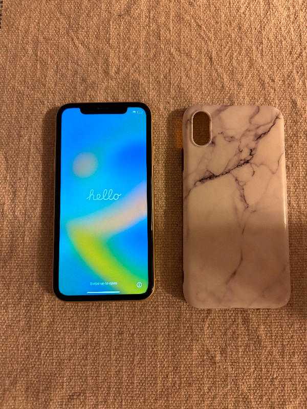 iPhone XR 64 GBs in Cell Phones in Ottawa