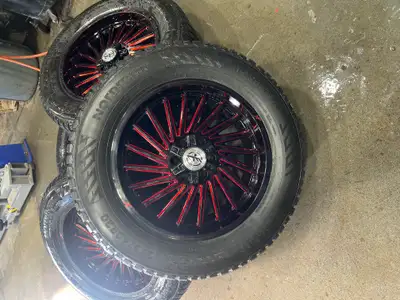 275/60R20 Nokian Normand avec Rims pour Ford F150. Utilisation 2 mois camion vendu. 5149707779