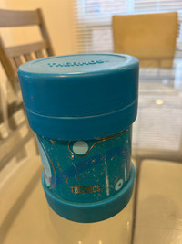 Small thermos container