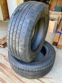 Michelin Defender XT Tires 215/60/16