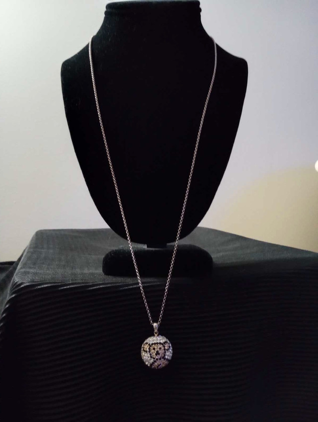 Large sparkle ball koala bear pendant and 46" 925 chain in Jewellery & Watches in Saskatoon - Image 2