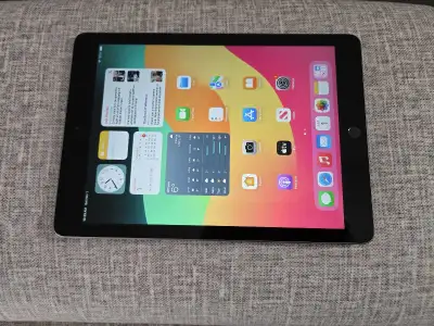 ipad 6th generation 128GB, View more