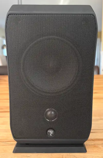 Une (1x) caisse de son Focal Sib Coupure basse (-6 dB) Réponse en fréquences (+/- 3dB) Efficacité (2...