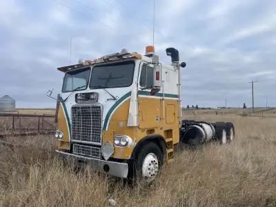 NON RUNNING. Selling my 1979 Freightliner cabover. Bought it as a project truck, but so far just hav...