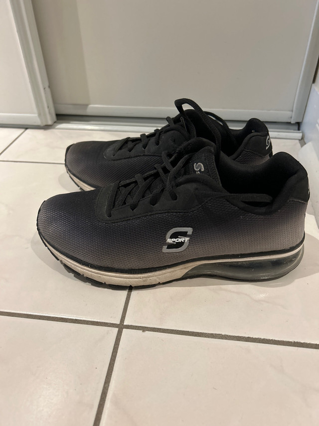 Womens sketchers size 7 excellent condition  in Women's - Shoes in Mississauga / Peel Region