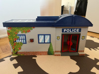 Station de police playmobil