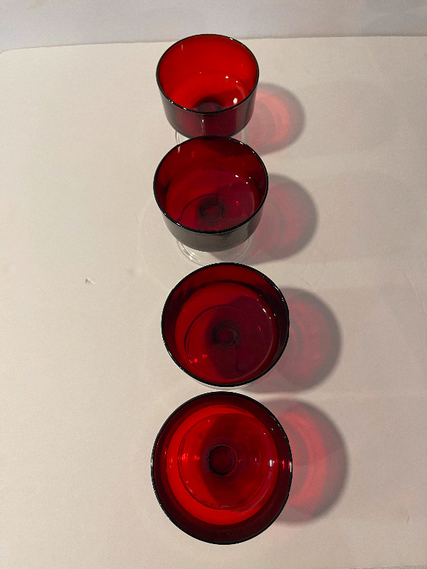 4 Red Luminarc Cranberry Glass dessert bowls in Kitchen & Dining Wares in Dartmouth - Image 3