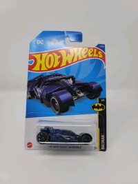BNIB - Hot wheels Dark Knight Batmobile Treasure Hunt