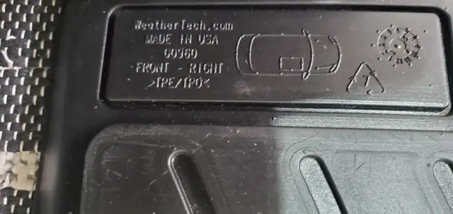2011-2017 NISSAN JUKE WeatherTech Custom Floor Mats Floor Liners in Other Parts & Accessories in Ottawa - Image 11