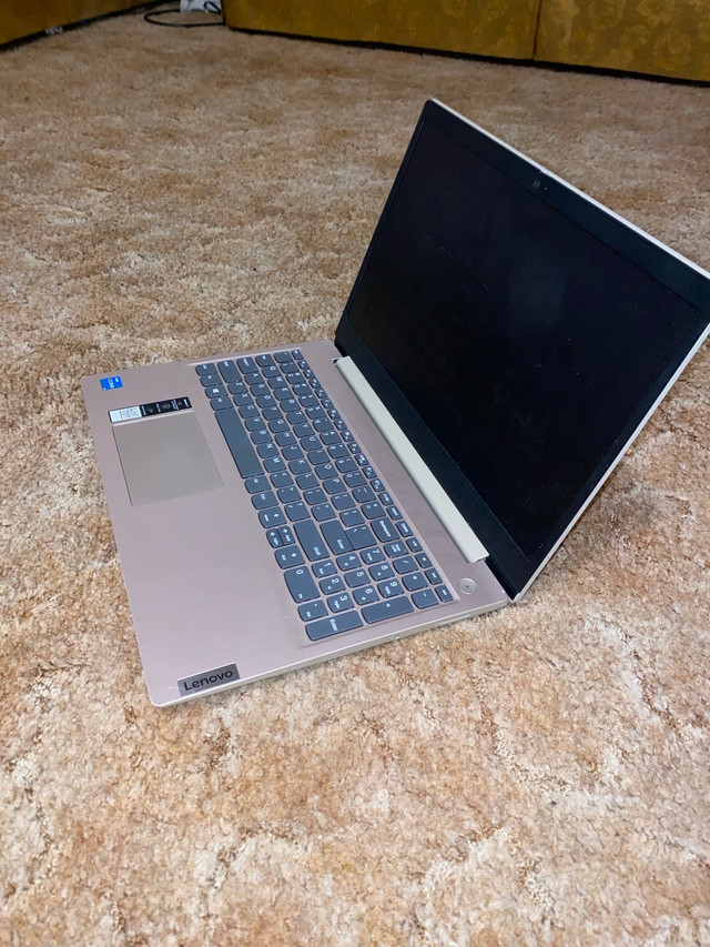 Lenovo laptop   in Laptops in Winnipeg