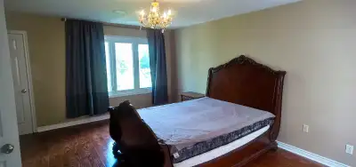 North York Master Suite W/Parking