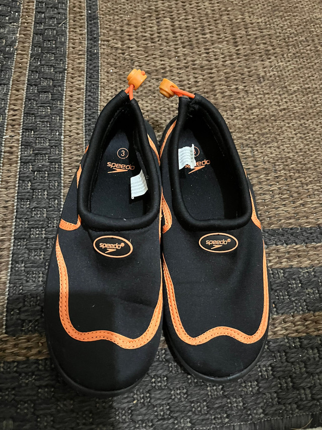 Speedo - Kids’ Slip-on Water Shoes (size 3) in Kids & Youth in City of Toronto