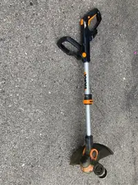 Worx Lithium-Ion Cordless Weed Whacker/Trimmer