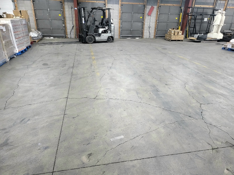 Warehouse and storage space available Commercial & Office Space for