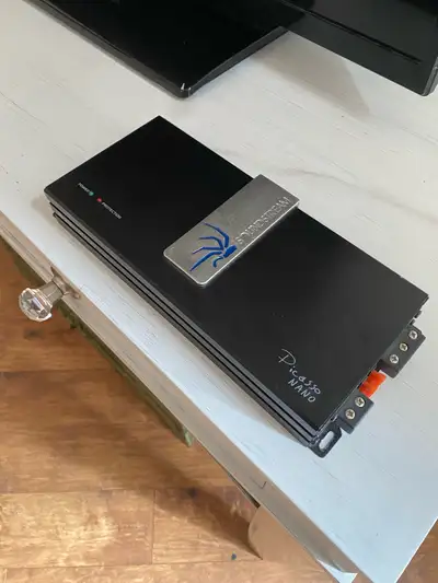 Selling a used Soundstream Picasso Nano (PN1-1000D) amplifier, a compact powerhouse for your car aud...
