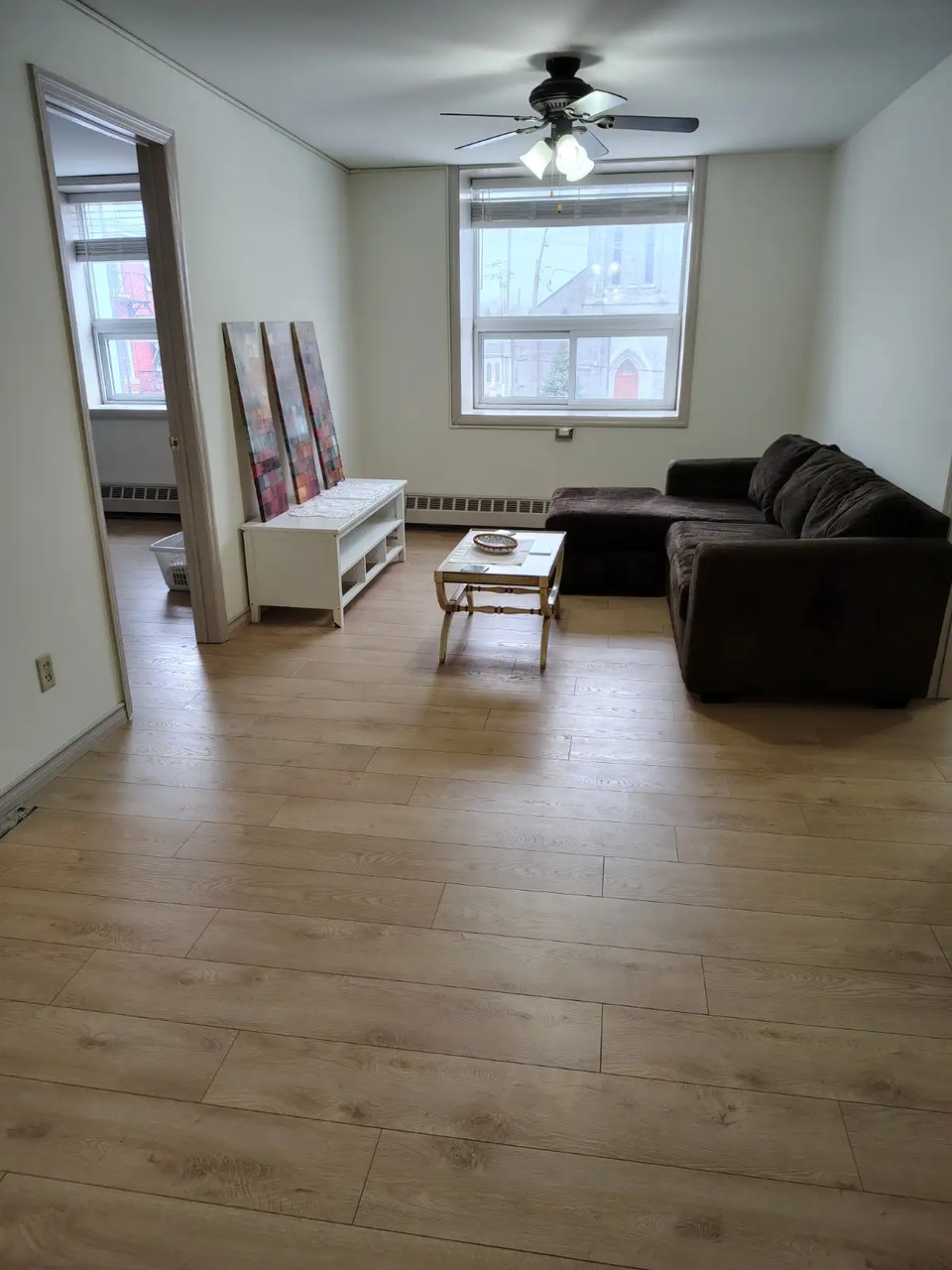 Unit rental monthly 1,895 .00. Queens student signing bonus! 2