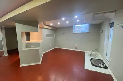 The unit is a 1-bedroom basement unit. It is located in the Amberlea community in Pickering. The uni...