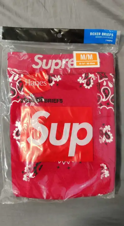 SUPREME HANES RED BANDANA BOXER BRIEFS (M), View more