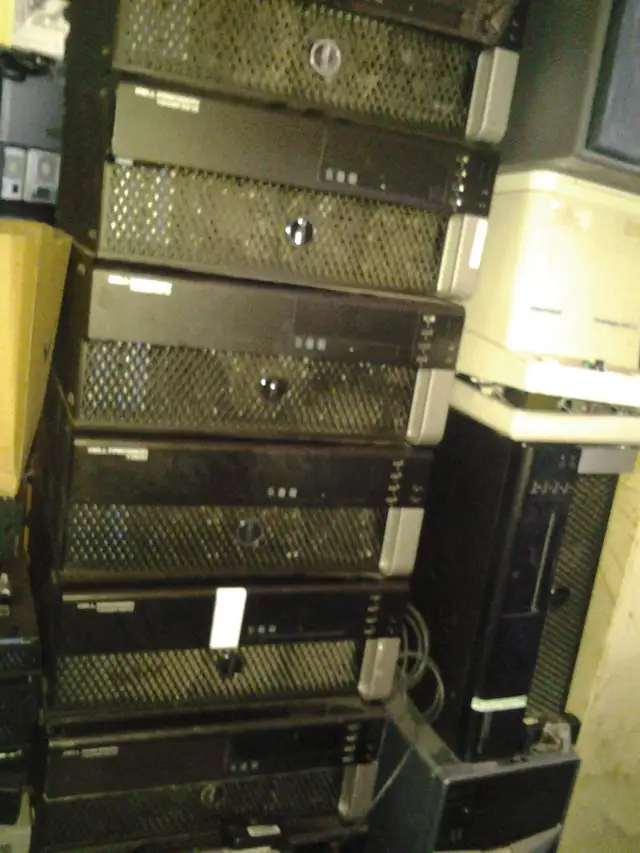 HP z600 6core xeon 64g 2tb $199 128G $270!  esxi pc AI monster in Desktop Computers in City of Montréal - Image 3