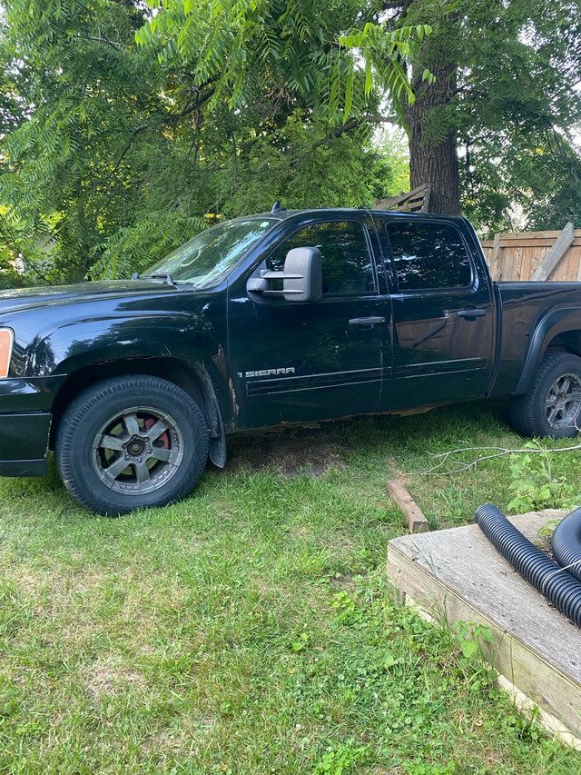2008 GMC Sierra Z71 in Cars & Trucks in Brantford - Image 2