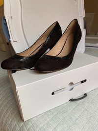 Aldo black heels size 8