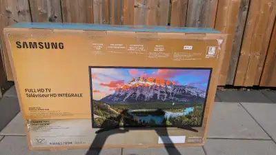 Samsung 32 inch TV Unopened Box, View more