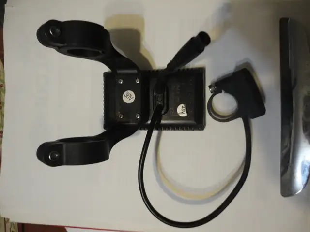 écran LCD S830 pour vélo électrique avec bouton +/on-off/- in Frames & Parts in Laurentides - Image 3