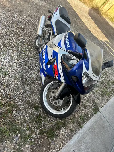*************** LOOKING FOR *********** 2003 gsxr 750. My bike was stolen and trashed and am looking...