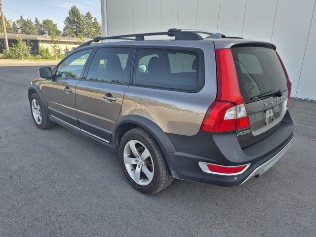 2011 Volvo XC70 T6 AWD in Cars & Trucks in Edmonton - Image 3