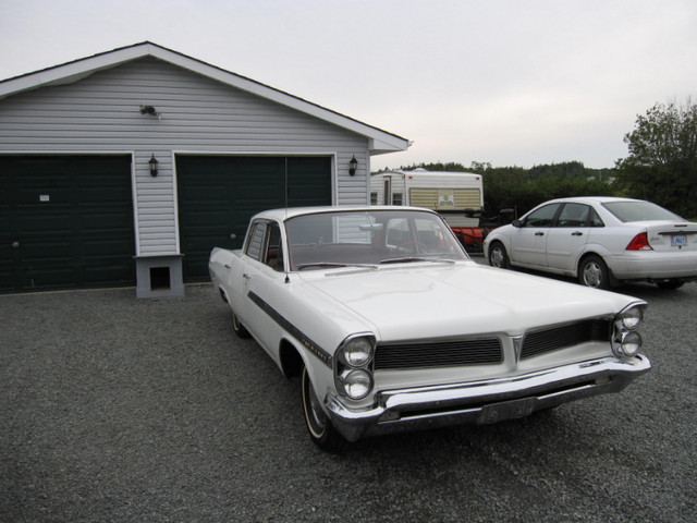 1963 Pontiac Parisienne in Classic Cars in City of Halifax - Image 2