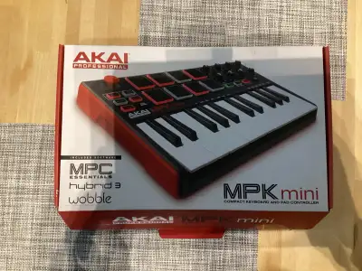 Akai Keyboard and Pad Controller, View more